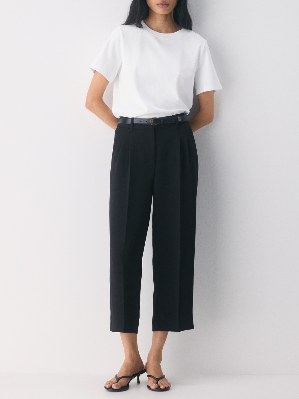 NEW❣️Aritzia Effortless pants cropped crepe
